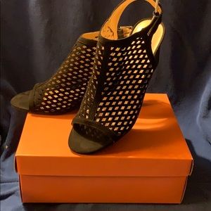 Unisa Black Fabric “Ungaila” 9.5 Shoes Mint!
